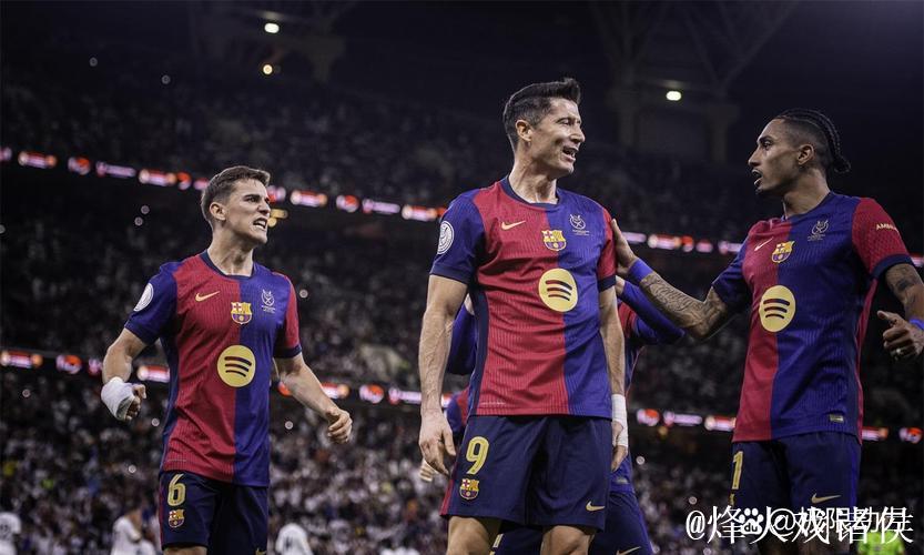 拉菲尼亚助巴萨主场胜利,亚马尔表现平平,巴萨7连胜领先皇马7分 拉菲尼亚助巴萨主场胜利,亚马尔表现平平,巴萨7连胜领先皇马7分